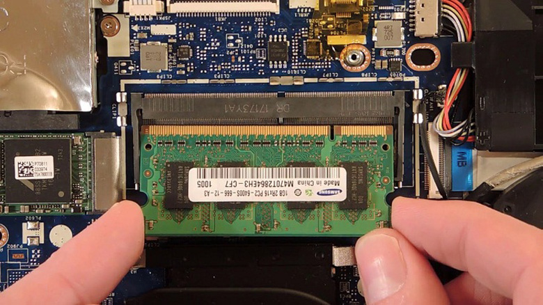Các loại ram máy tính nói đến RAM động đồng bộ dữ liệu kép