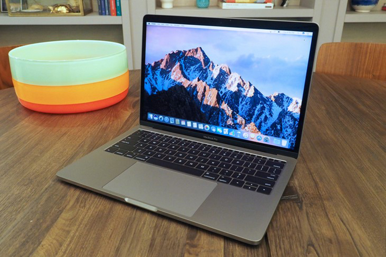 Nên mua laptop hãng nào: Apple Macbook cùng ưu điểm độ phân giải màn hình
