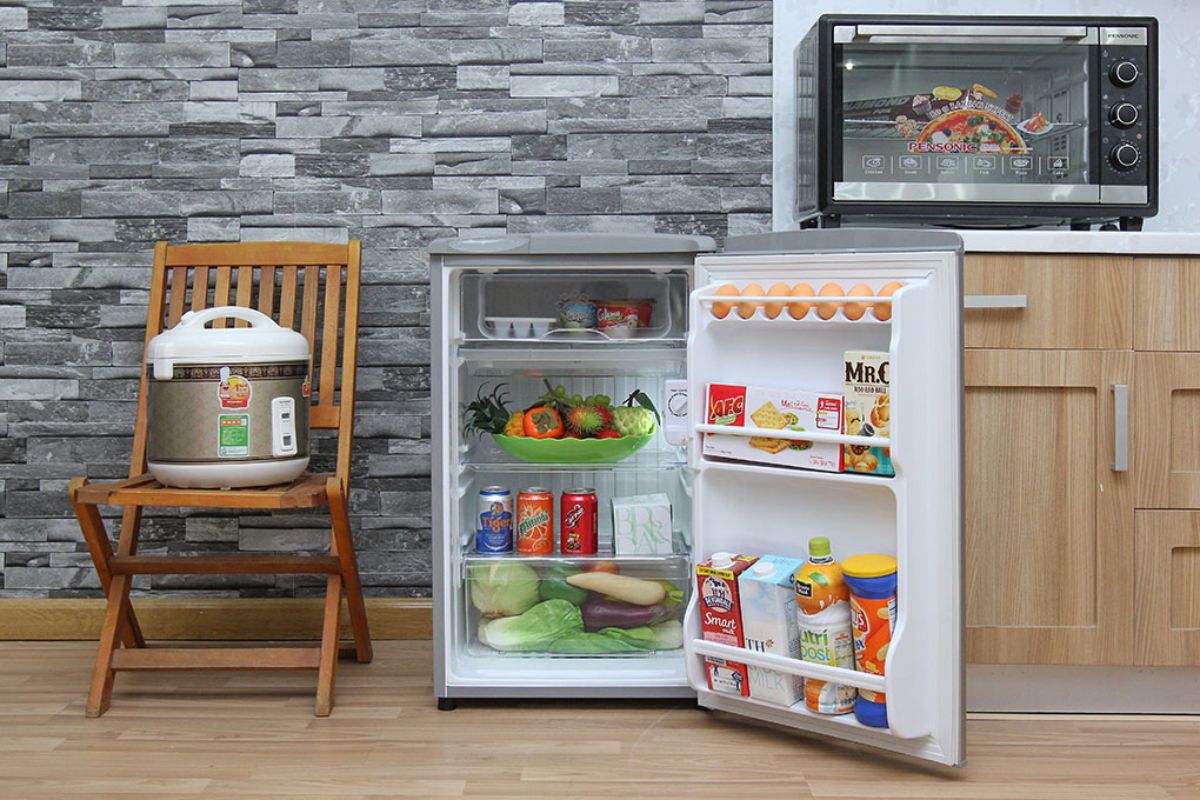 Tủ lạnh mini AQUA AQR-95AR