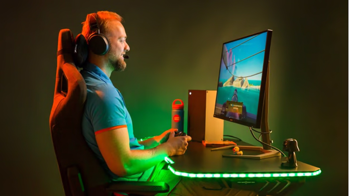 Nhiều game thủ vẫn lựa chọn màn hình máy tính để chơi game trên máy console