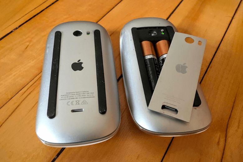 So sánh Apple Magic Mouse 1 và 2