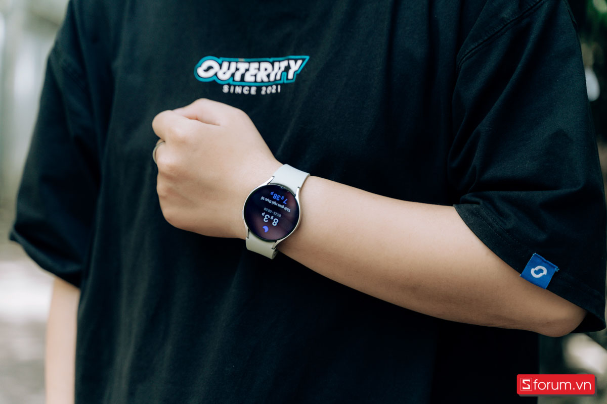 Galaxy Watch6 không chỉ thu hút người dùng bởi vẻ ngoài sang trọng mà còn bởi những tính năng thể thao