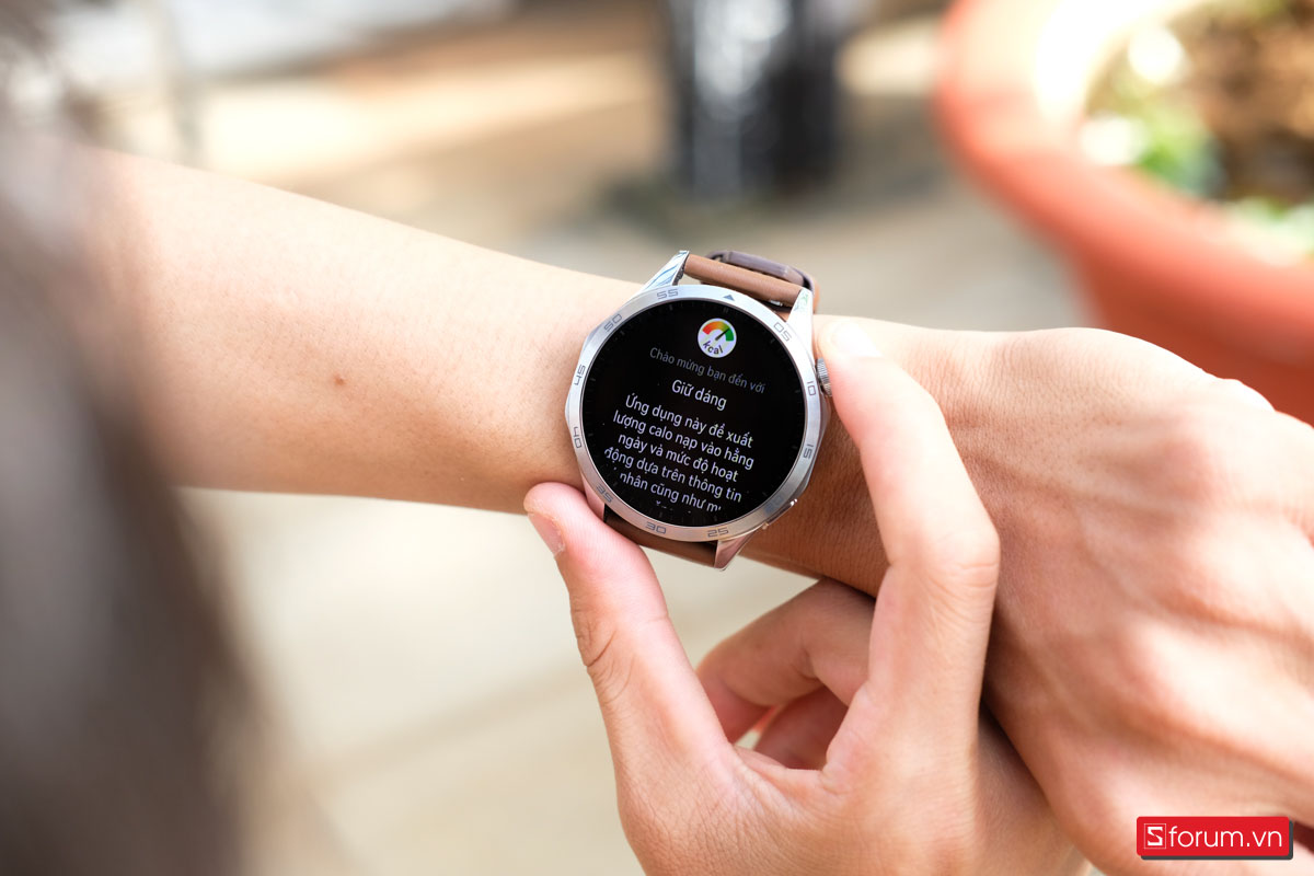 Huawei Watch GT4 cung cấp ứng dụng Stay Fit6 mới, sử dụng công nghệ HUAWEI TruSeen 5.5+